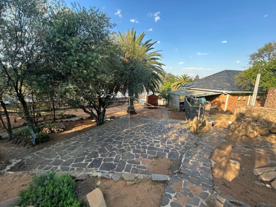 To Let 6 Bedroom Property for Rent in Bayswater Free State